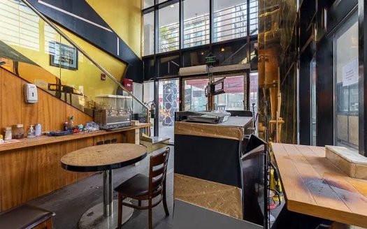 Amazing Restaurant for sale | Prime Location